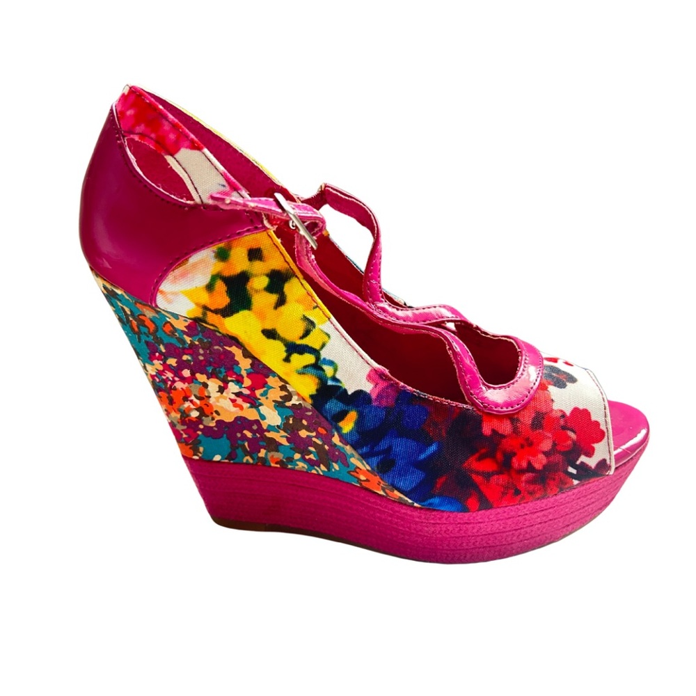 Gianni Bini Vibrant Multicolor Wedge - Never Worn